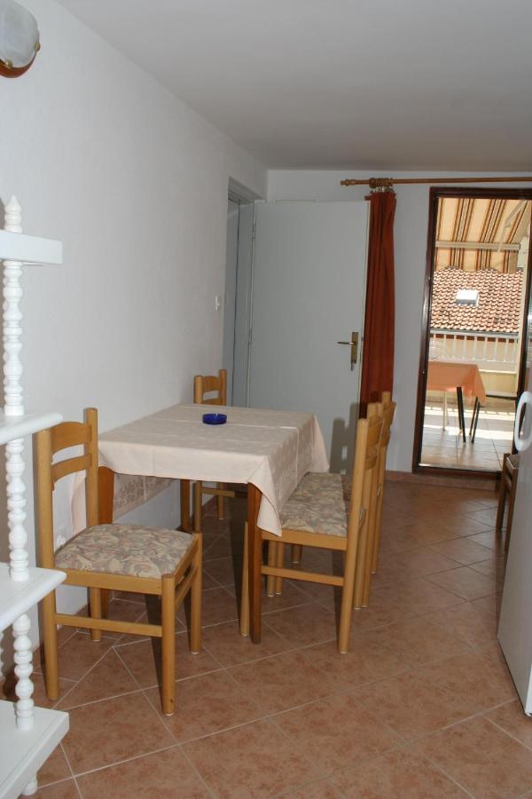 Apartments By The Sea Podgora, Makarska - 518 エクステリア 写真