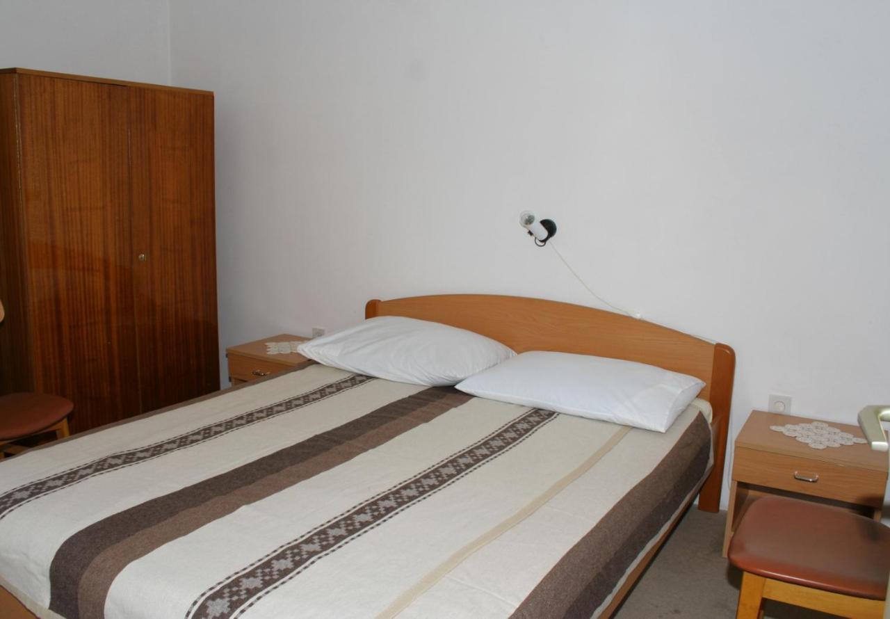 Apartments By The Sea Podgora, Makarska - 518 エクステリア 写真